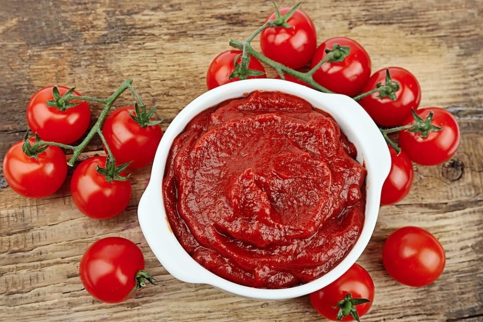 Ev Yapımı %100 Doğal Domates Salçası